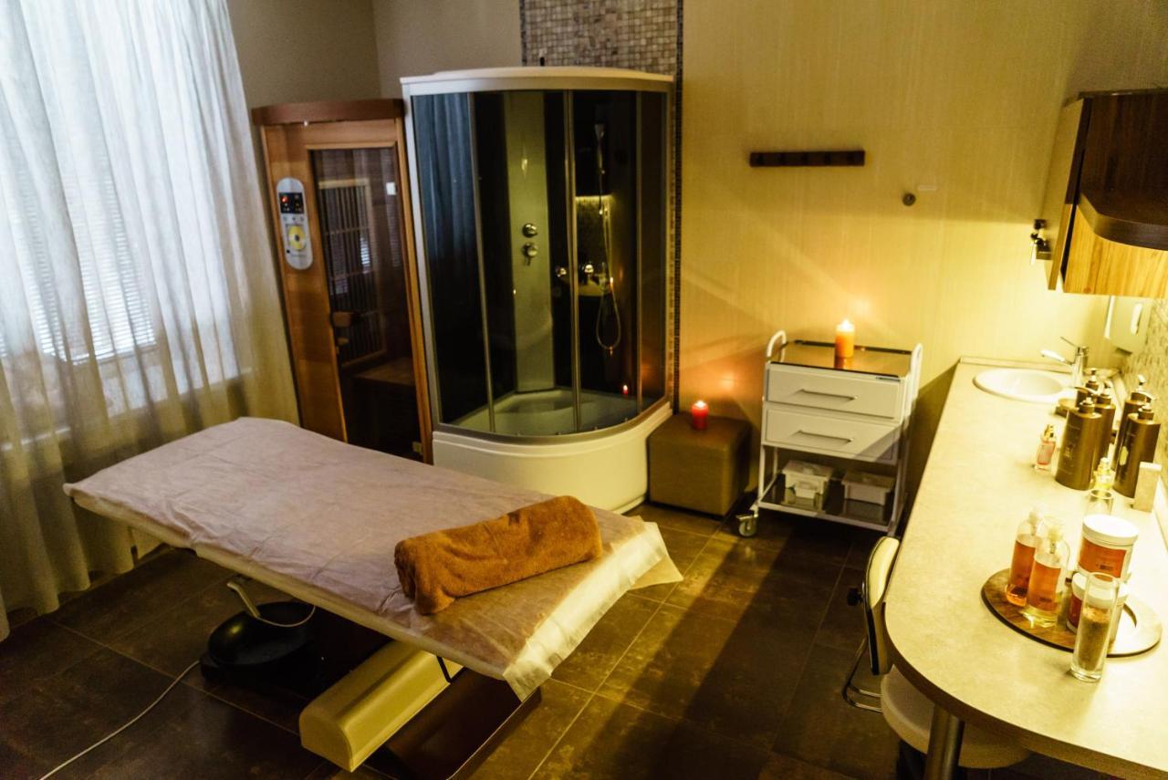 Isloch Park Hotell Rakaw Exteriör bild