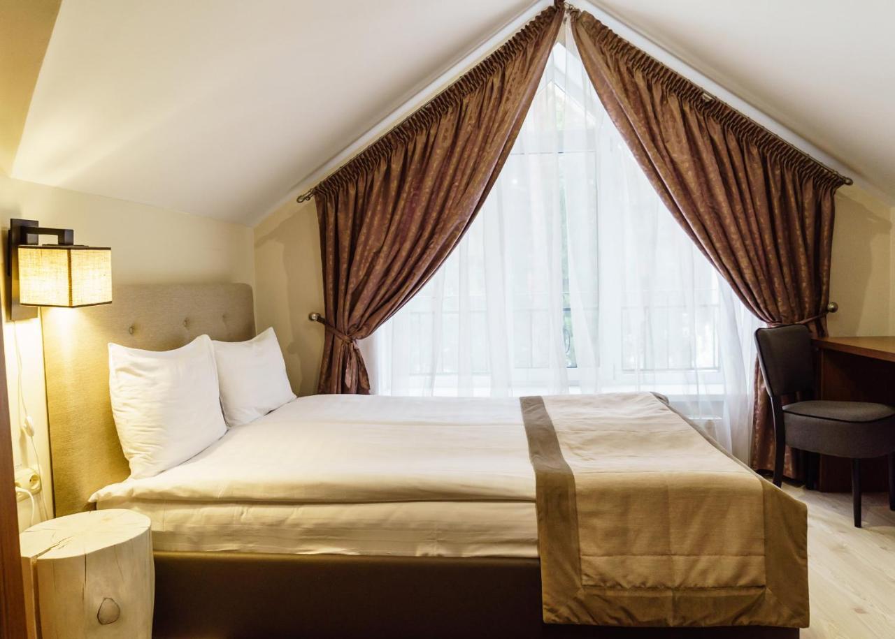 Isloch Park Hotell Rakaw Exteriör bild