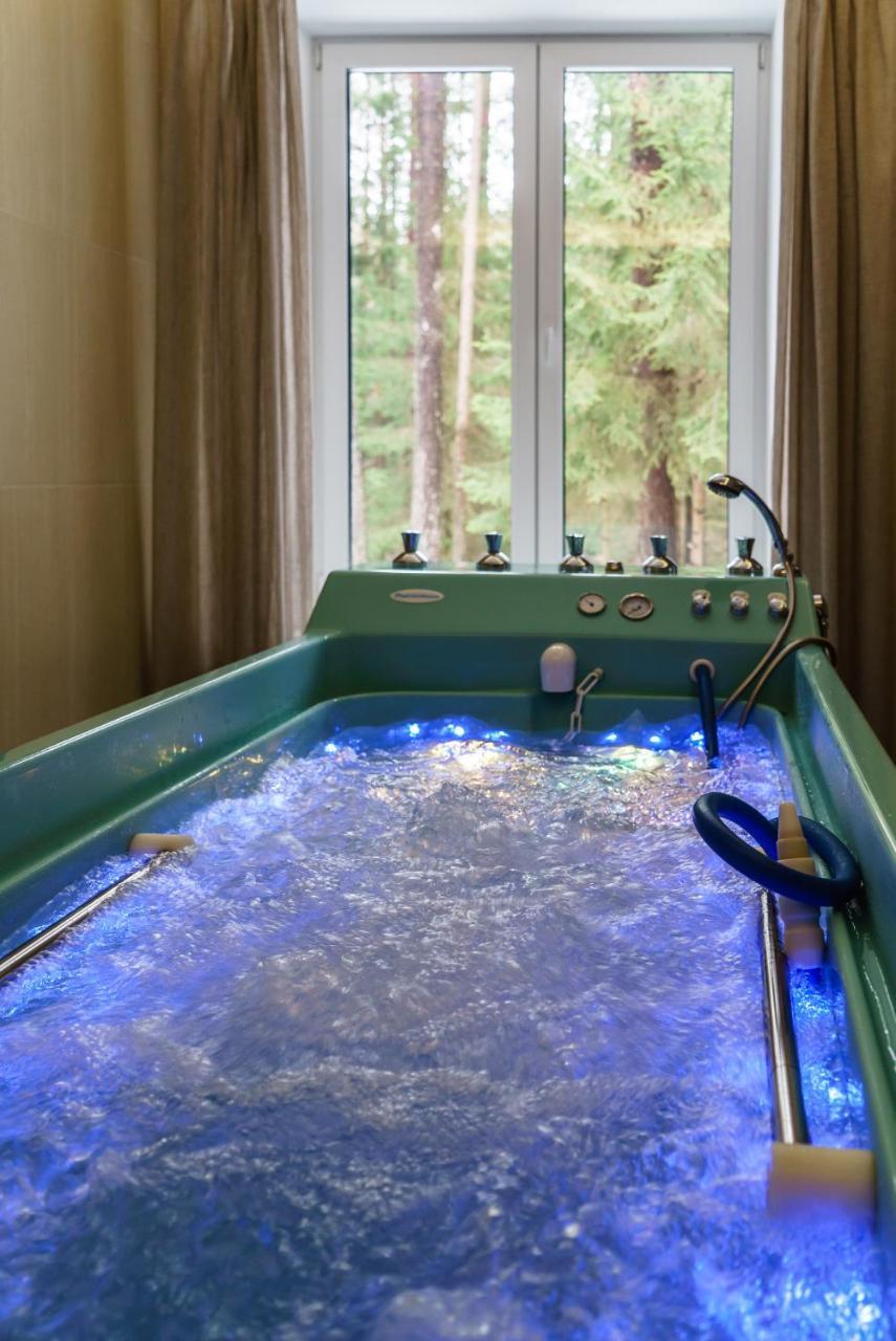 Isloch Park Hotell Rakaw Exteriör bild