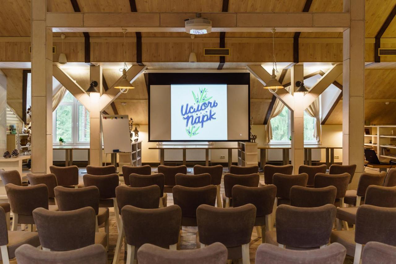 Isloch Park Hotell Rakaw Exteriör bild