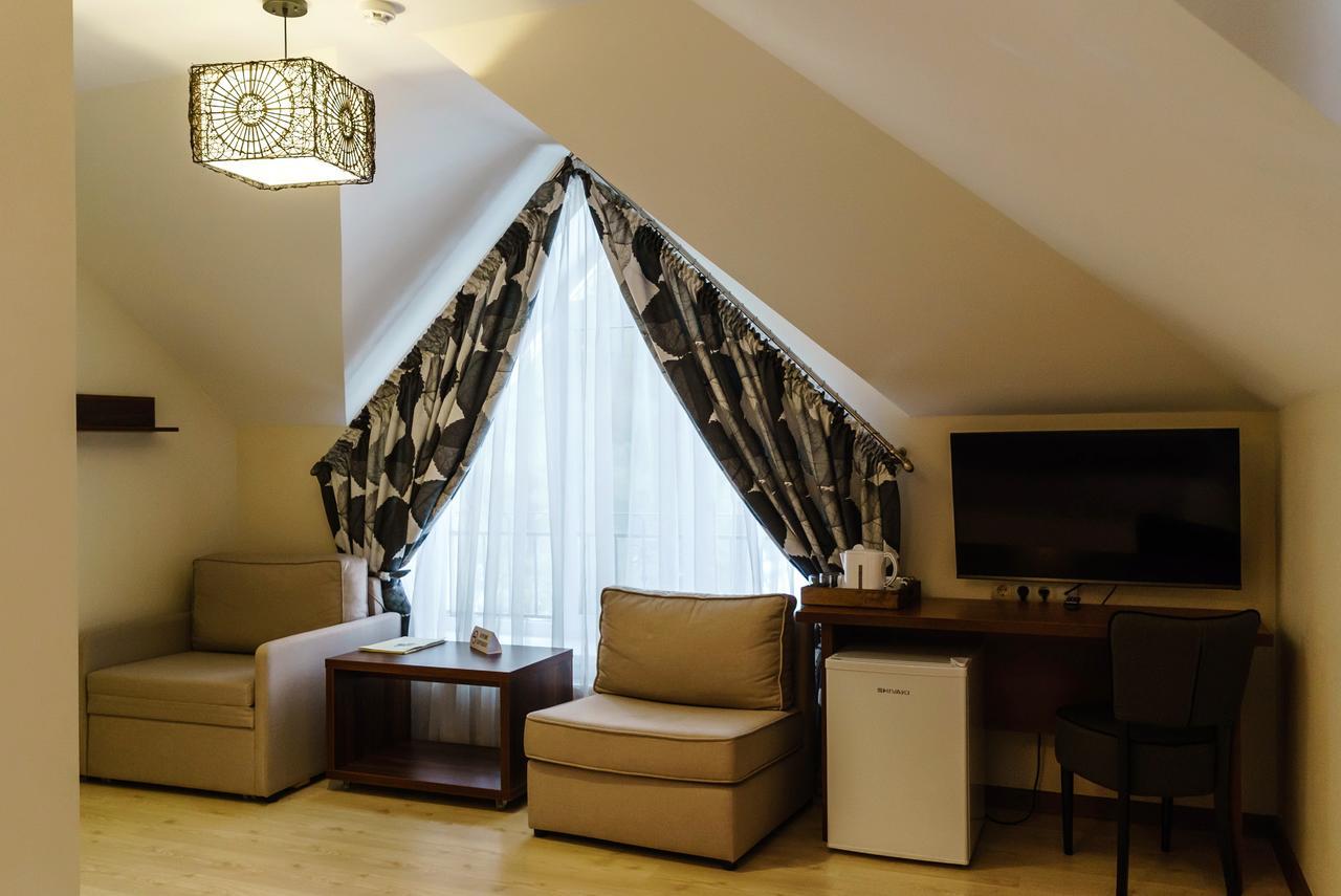 Isloch Park Hotell Rakaw Exteriör bild